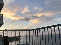 Ocean View Gorgeous 1 Bedroom Apt