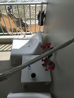 Ocean View Gorgeous 1 Bedroom Apt