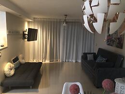 Ocean View Gorgeous 1 Bedroom Apt