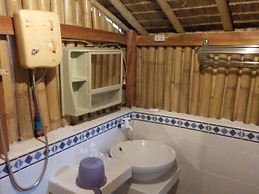 HangOut Beach & Resort