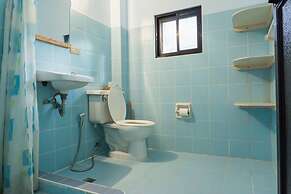 HangOut Beach & Resort