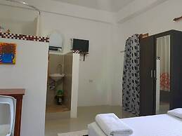 HangOut Beach & Resort