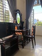 Three Palms Homestay