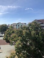 Three Palms Homestay