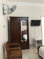 Three Palms Homestay