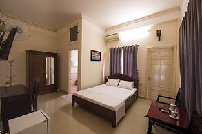 Three Palms Homestay