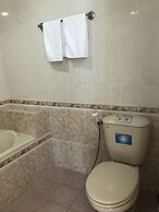 Three Palms Homestay