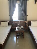 Three Palms Homestay