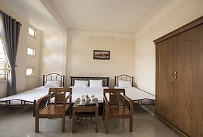 Three Palms Homestay