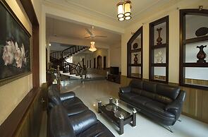 Three Palms Homestay