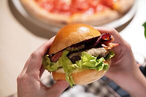 Atura Adelaide Airport