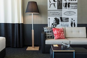 Atura Adelaide Airport