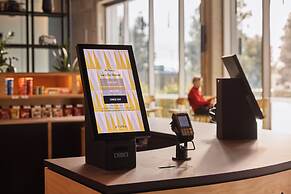 Atura Adelaide Airport