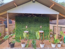 Ciwidey Jungle Villa