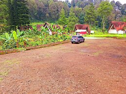 Ciwidey Jungle Villa