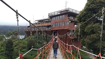 Ciwidey Jungle Villa