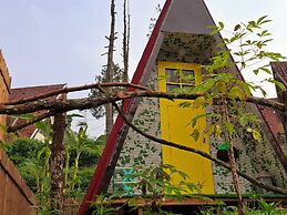 Ciwidey Jungle Villa