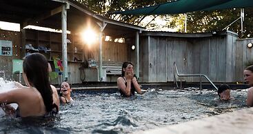 Athenree Hot Springs & Holiday Park