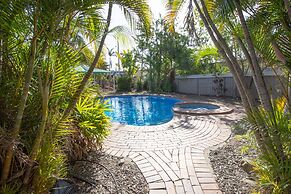 Rockhampton Riverside Central Hotel