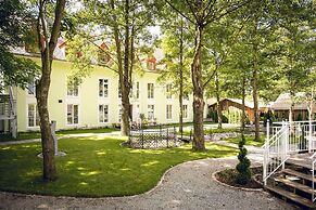 Schlosshotel Neufahrn