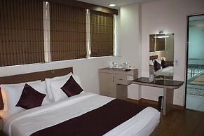 Hyphen Business Hotel