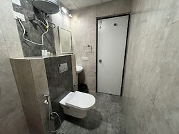 Hyphen Business Hotel