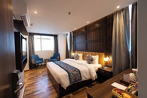 Hyphen Business Hotel