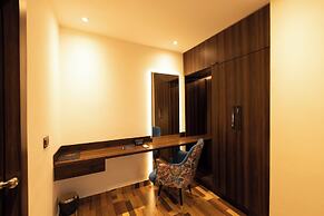 Hyphen Business Hotel