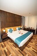 Hyphen Business Hotel