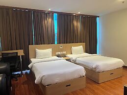 Hyphen Business Hotel