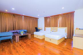 Hyphen Business Hotel