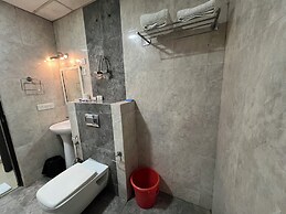 Hyphen Business Hotel