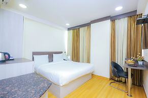 Hyphen Business Hotel