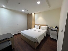 Hyphen Business Hotel