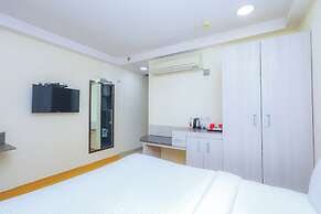 Hyphen Business Hotel