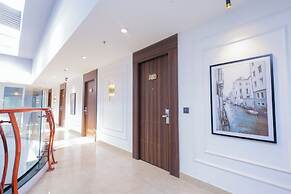 Hyphen Business Hotel