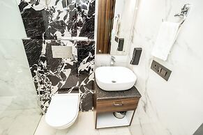 Hyphen Business Hotel