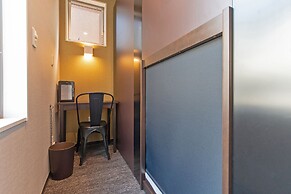 Grandouce Kamata I - Hostel, Caters to Men