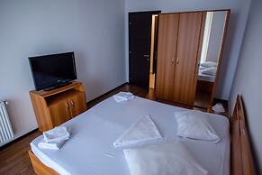 Beach Vibe Apartments  Summerland Mamaia