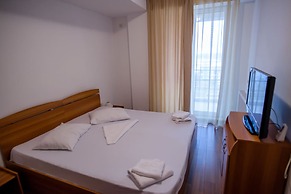 Beach Vibe Apartments  Summerland Mamaia