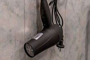 AG Apartment on Mashinostroenya 9, 199