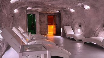 Bianco Riccio Suite Hotel