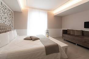 Bianco Riccio Suite Hotel