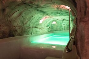 Bianco Riccio Suite Hotel