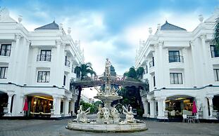 Ramada Suites by Wyndham Solo