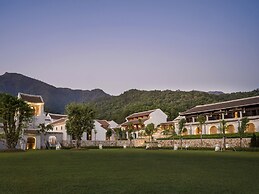 Legacy Yen Tu - MGallery