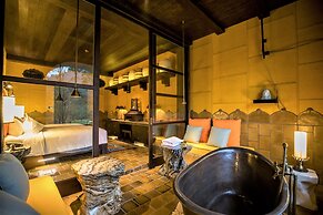 Legacy Yen Tu - MGallery