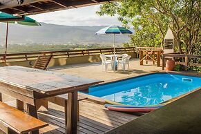 Casa com piscina e incrível vista