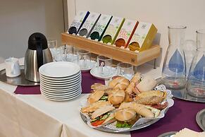 Am Spiegeln dialog.hotel.wien