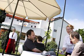 Am Spiegeln dialog.hotel.wien